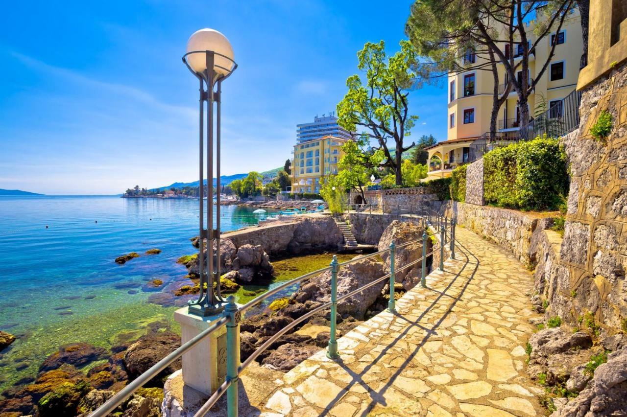 Apartment Belvedere Rijeka Buitenkant foto